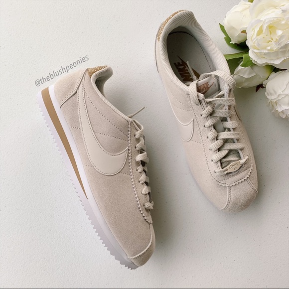 Nike Classic Cortez Premium Suede NWT - Picture 5 of 12